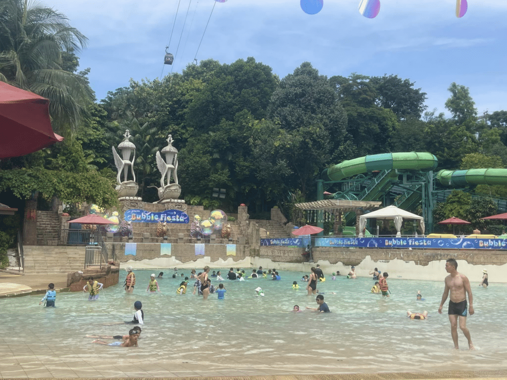 sentosa adventure cove water park